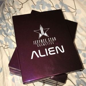 Jeffree Star Alien Palette